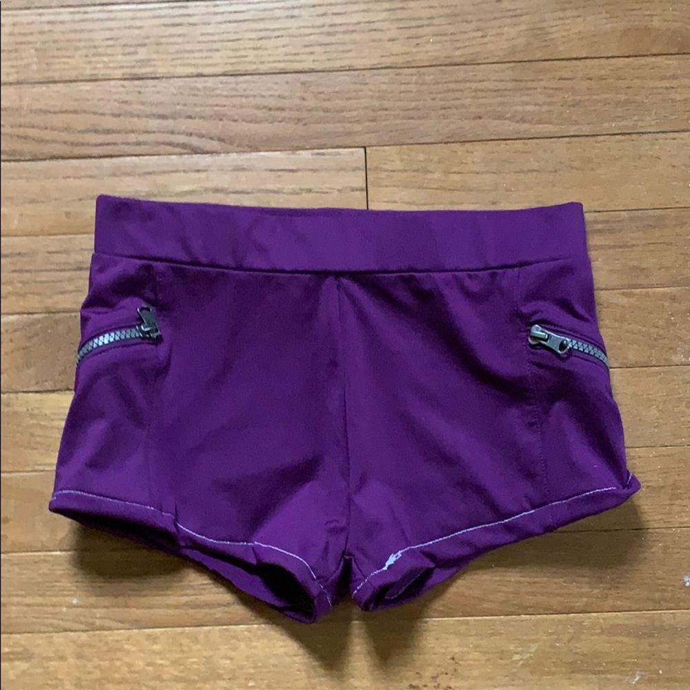 XL converse girls short